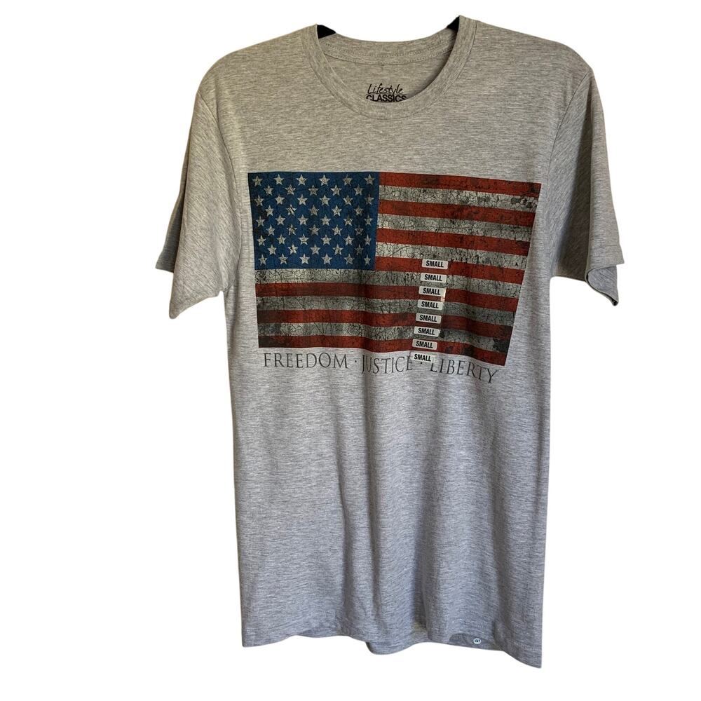 5/$25 NEW Lifestyle Classics Gray Freedom Justice Liberty Flag Tee T-shirt